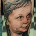 tatuaje Retrato Realista Niños por Black Heart Studio