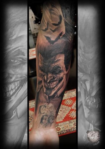 Arm Joker Tattoo von Fat Foogo