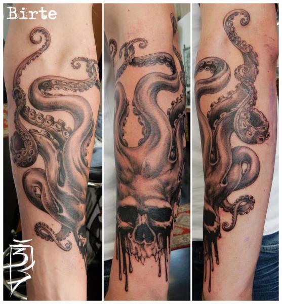 Arm Skull Octopus Tattoo by Fat Foogo
