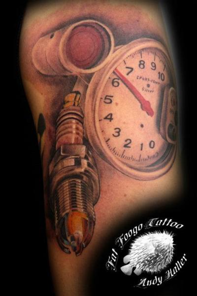 Tatuaje Realista Coche por Fat Foogo