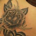Nacken Rose tattoo von Black Scorpion Tattoos