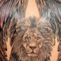 Fantasie Rücken Löwen Flügel tattoo von Cherub Tattoo